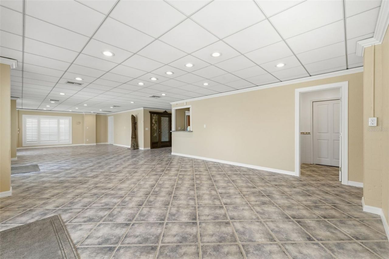 24 N Pine Circle, Belleair, FL 33756 Photo
