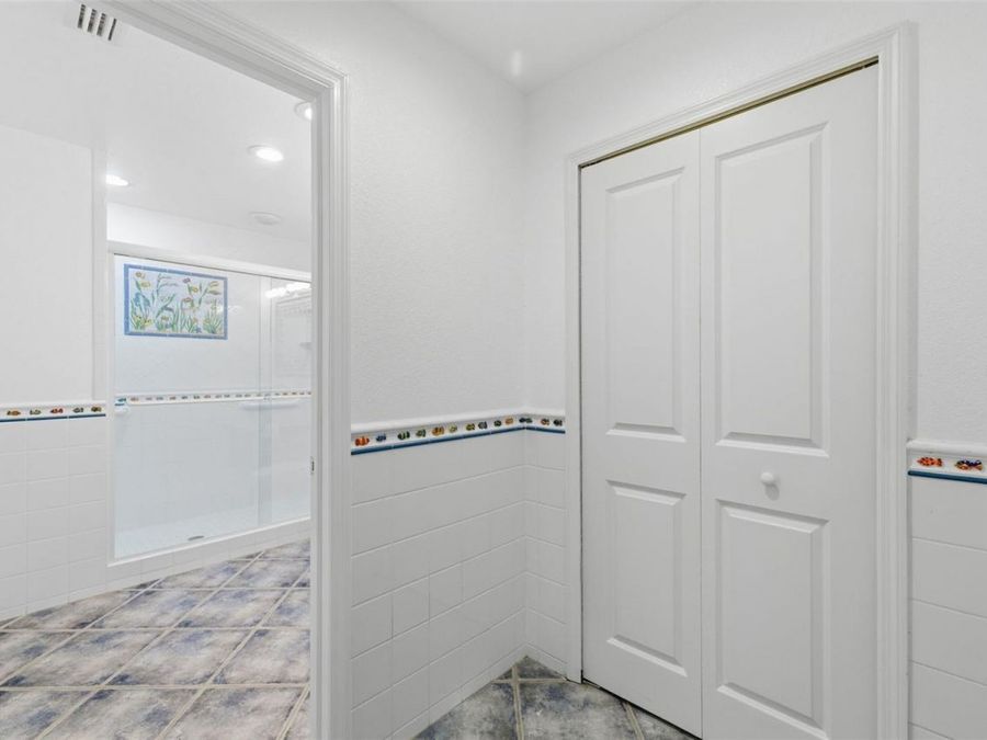 Property Image 76