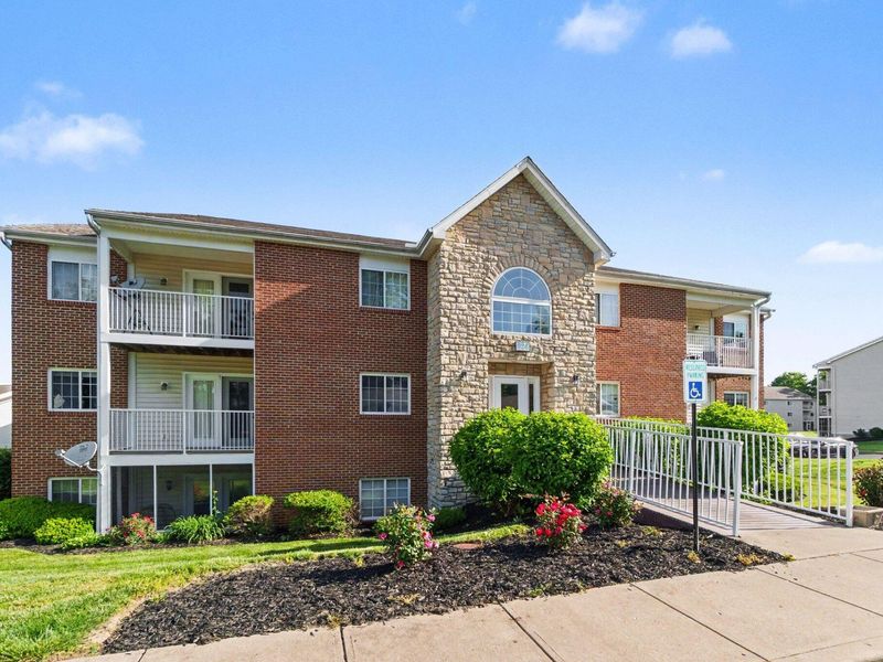 624 Friars Lane, Unit 11, Florence, KY 41042 Photo 2