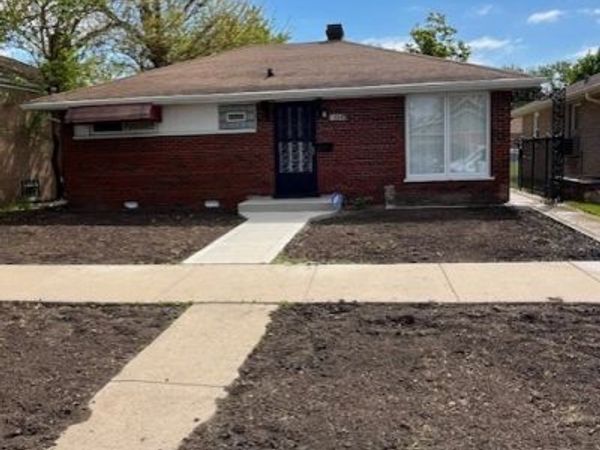 10845 S Emerald Avenue , Chicago, IL 60628