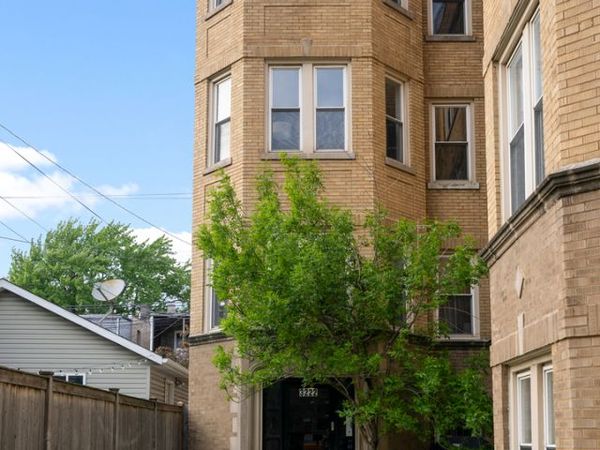 3222 W Beach Avenue, Unit GB, Chicago, IL 60651