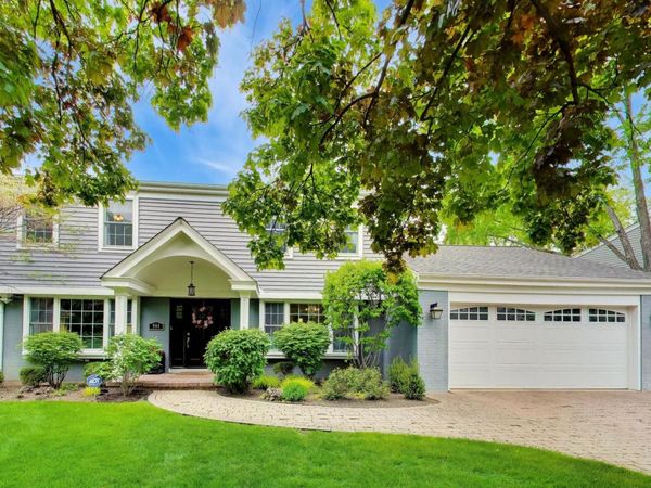 944 Western Avenue , Northbrook, IL 60062