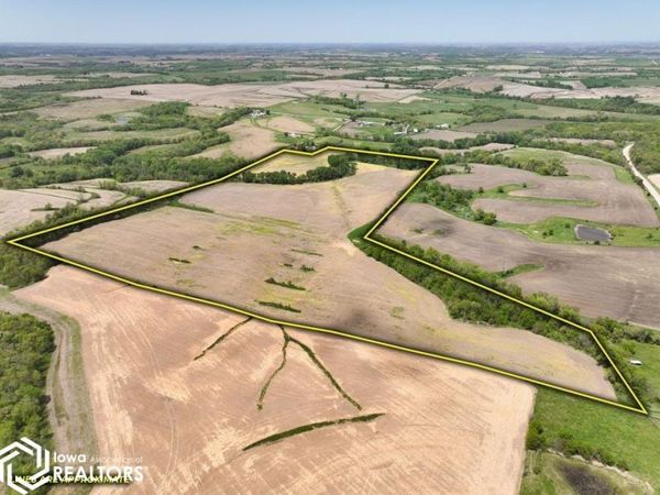 3284 Dill Dr., Bussey, IA 50044