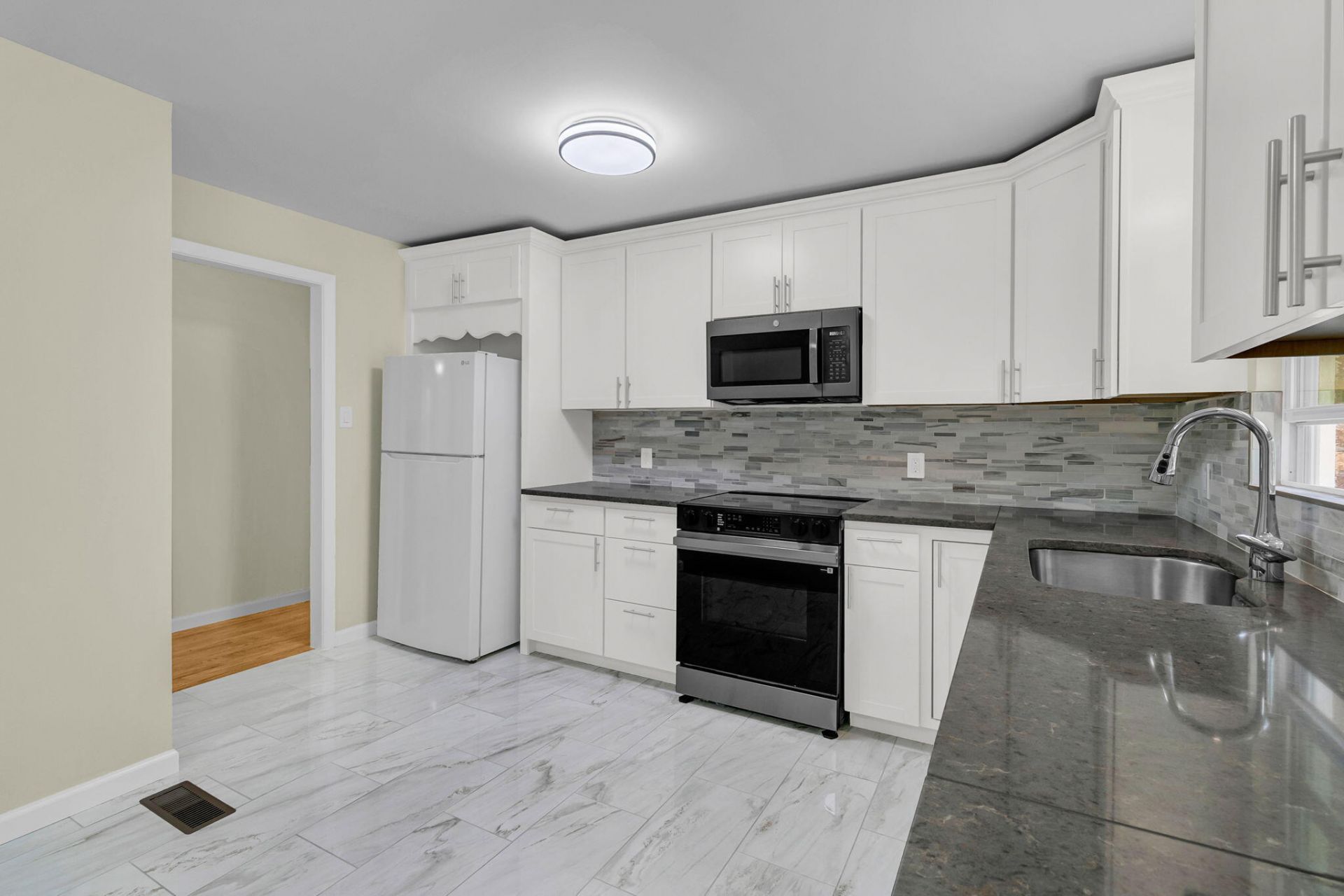 114 Wilson Drive Photo 40