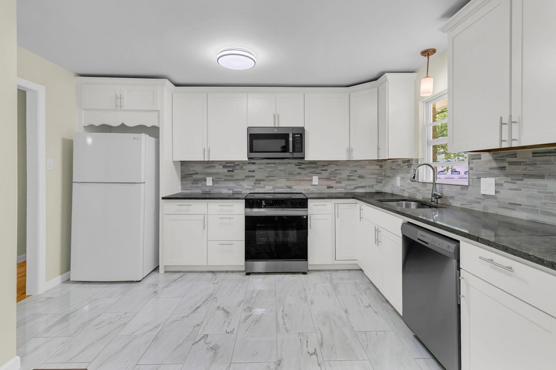 114 Wilson Drive Photo 7