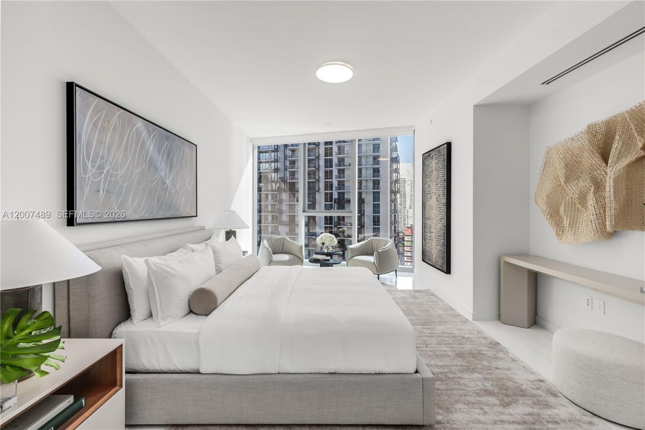 300 Biscayne Blvd Way, Unit 2802, Miami, FL 33131 Photo