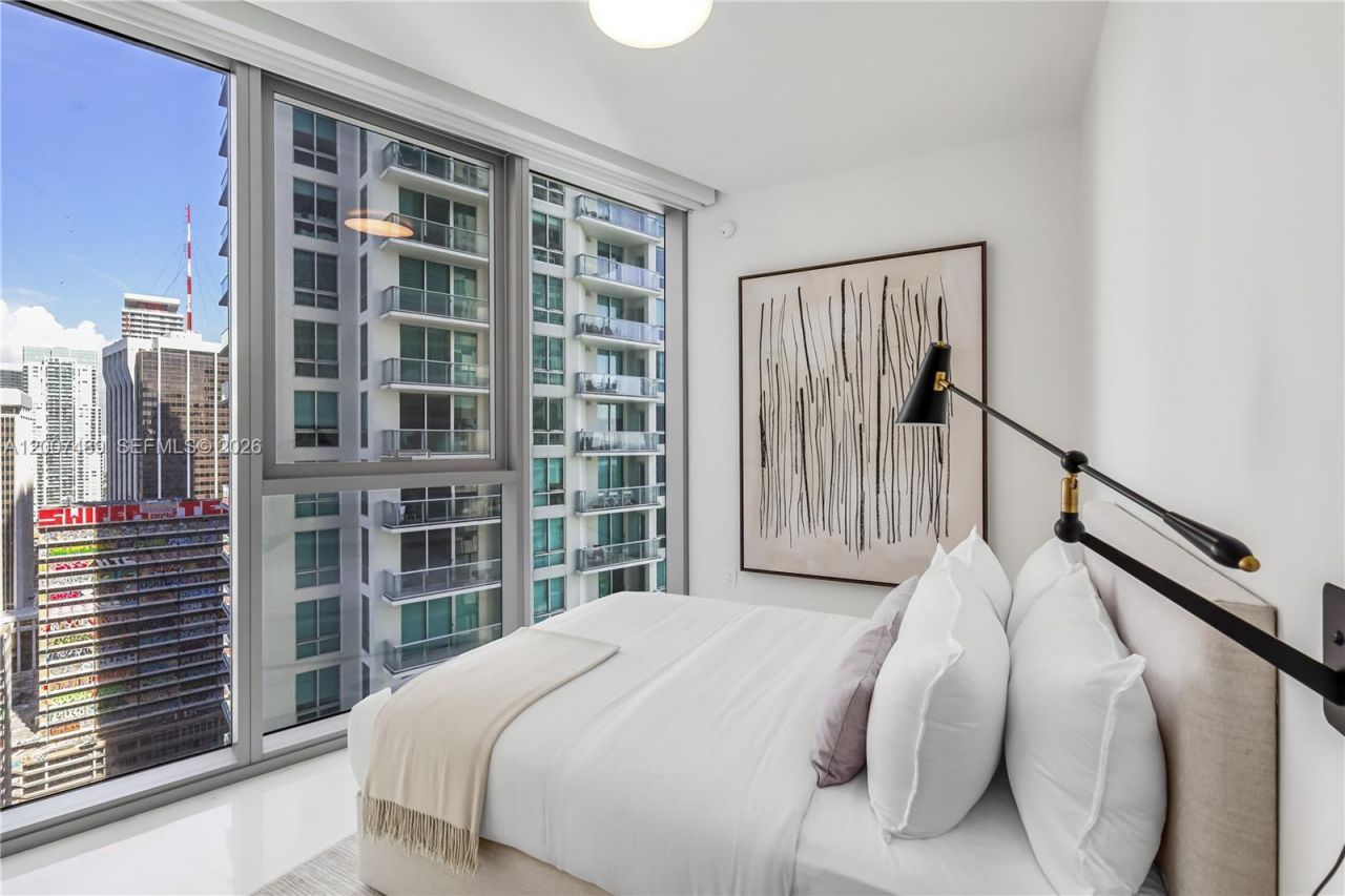 300 Biscayne Blvd Way, Unit 2802, Miami, FL 33131 Photo