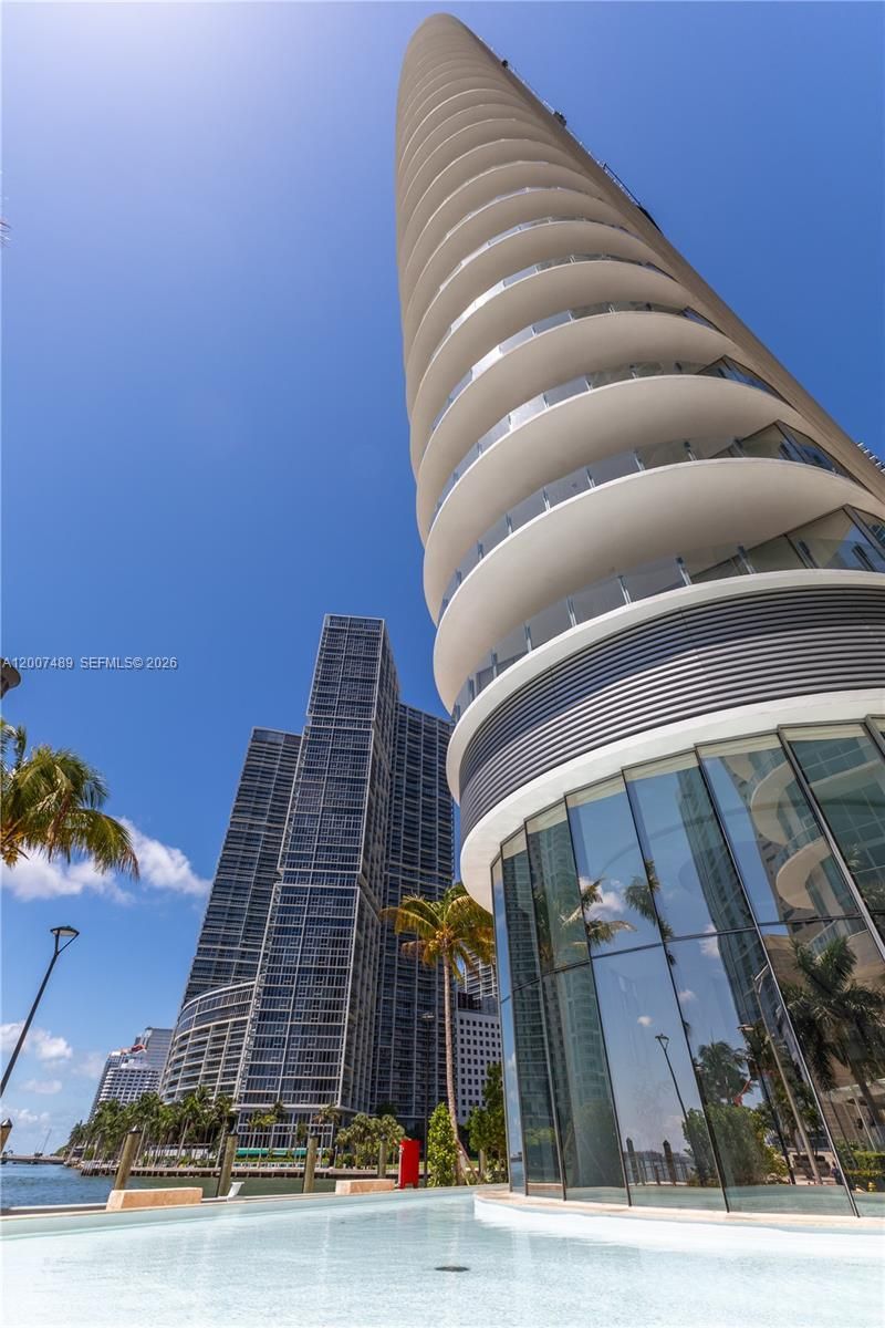 300 Biscayne Blvd Way, Unit 2802, Miami, FL 33131 Photo