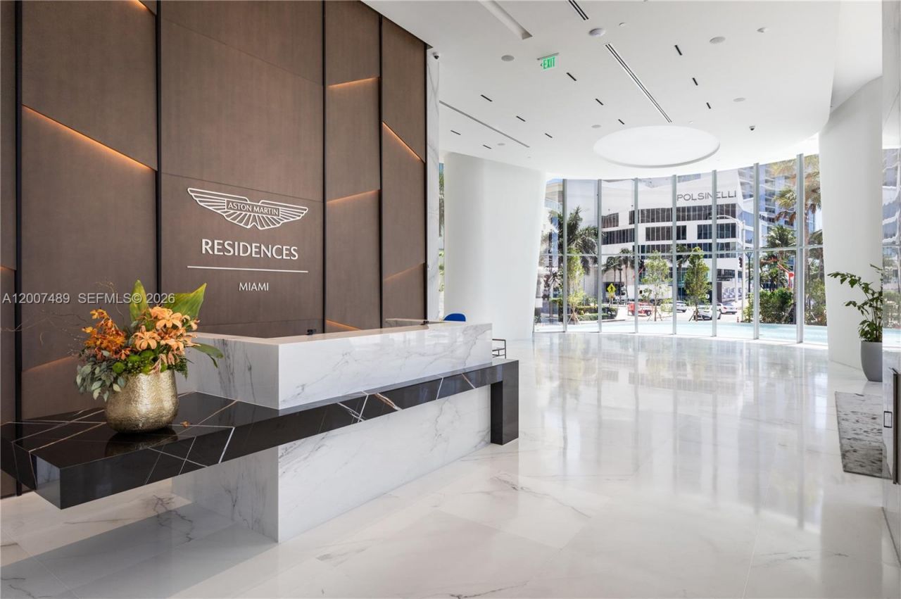300 Biscayne Blvd Way, Unit 2802, Miami, FL 33131 Photo
