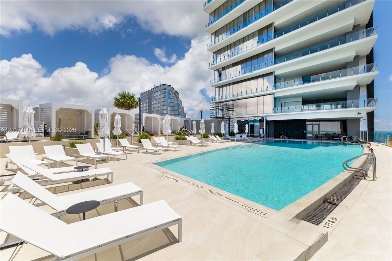 300 Biscayne Blvd Way, Unit 2802, Miami, FL 33131 Photo