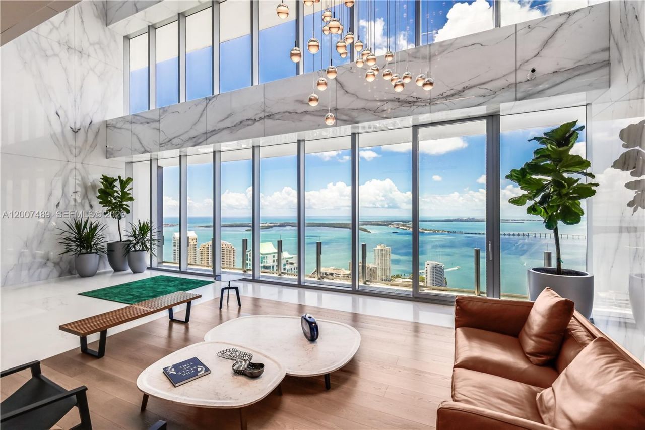 300 Biscayne Blvd Way, Unit 2802, Miami, FL 33131 Photo