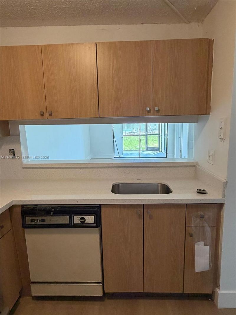 3400 Foxcroft Rd, Unit 107, Miramar, FL 33025 Photo