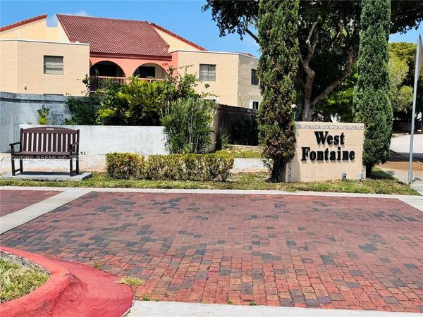 10241 NW 9th St Cir, Unit 107-5, Miami, FL 33172