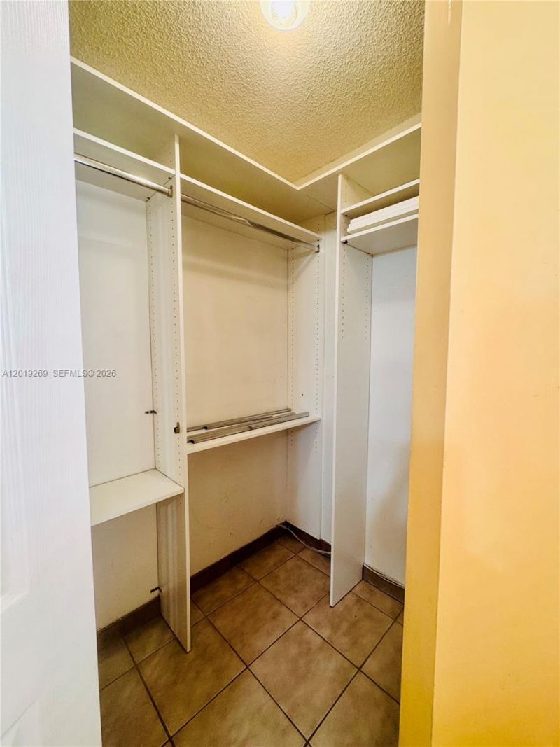 10241 NW 9th St Cir, Unit 107-5, Miami, FL 33172 Photo