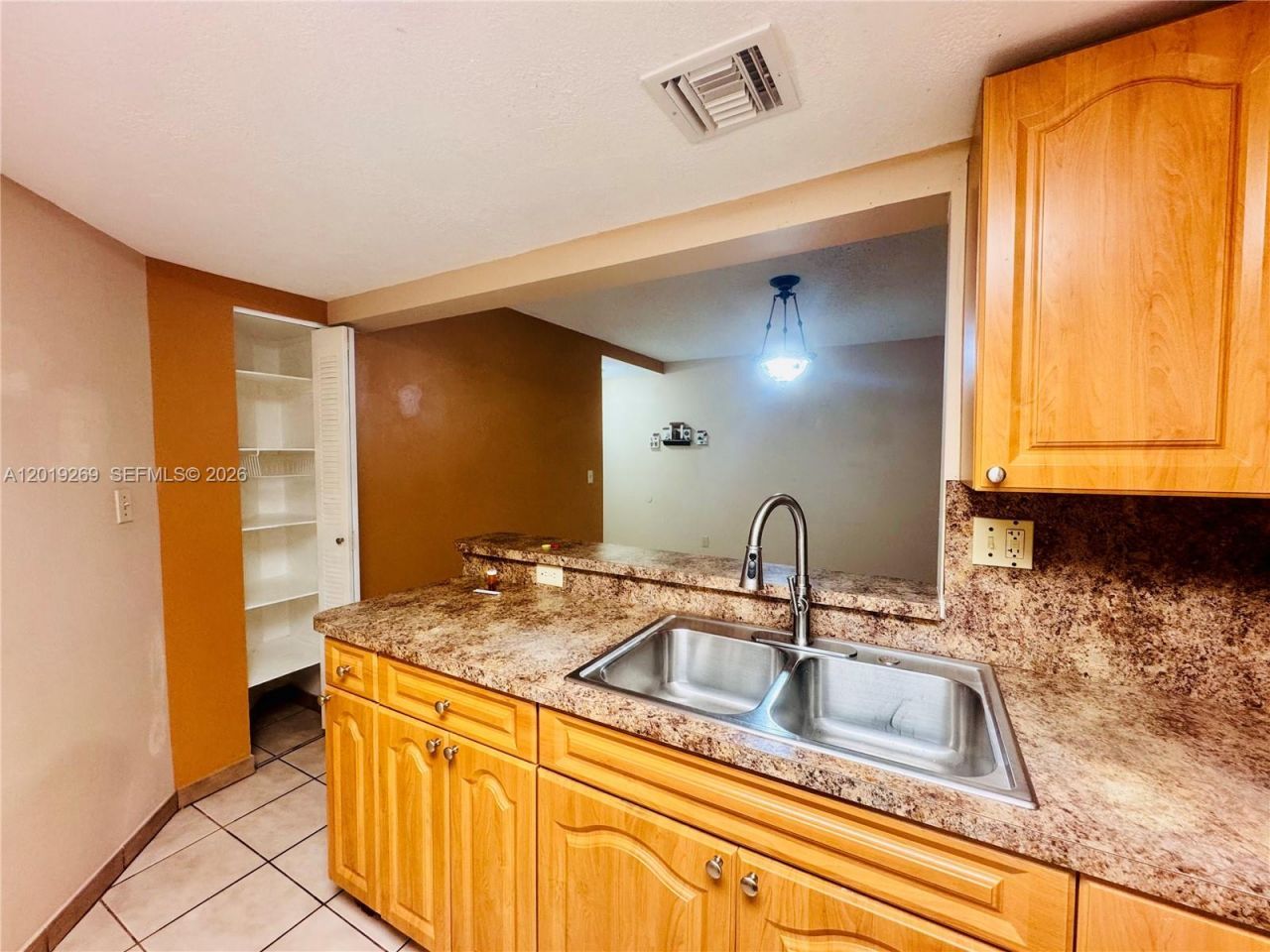 10241 NW 9th St Cir, Unit 107-5, Miami, FL 33172 Photo