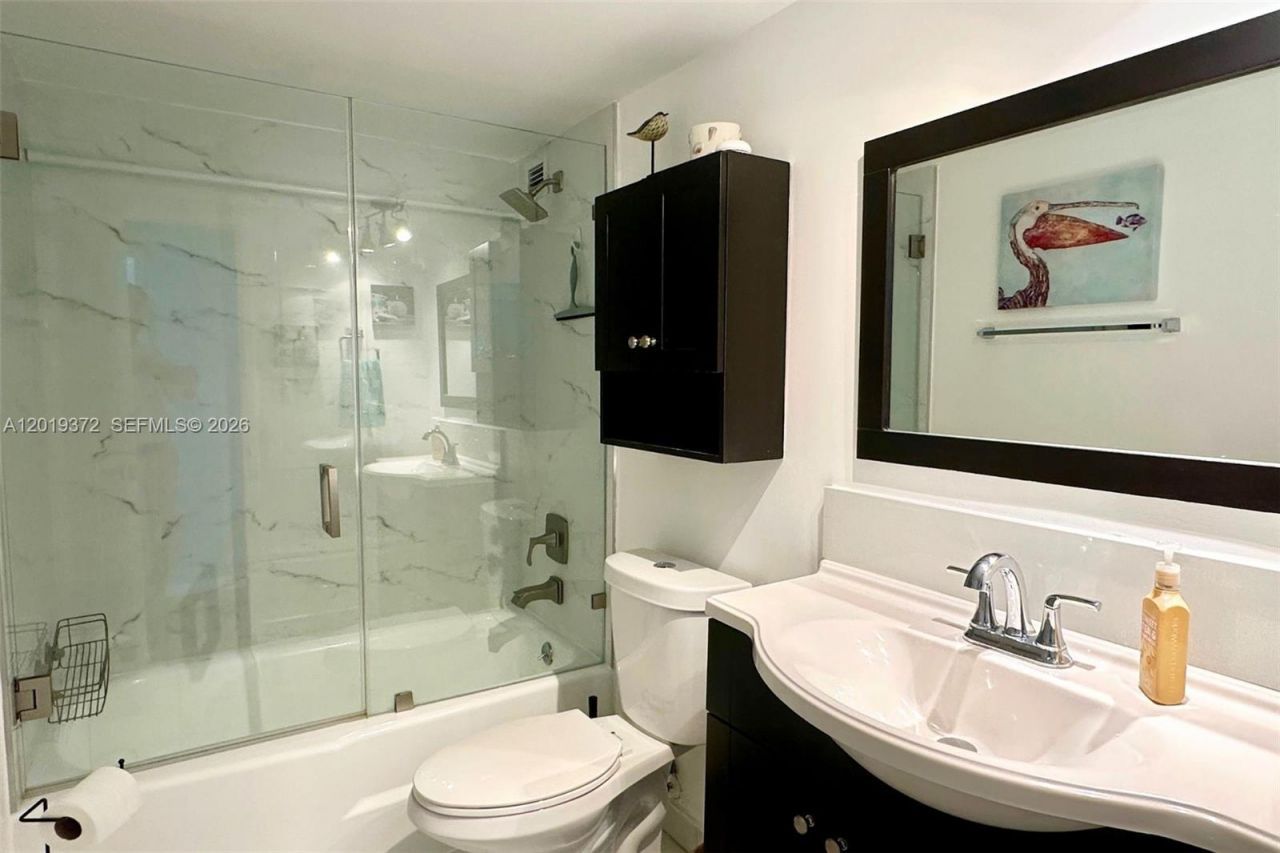 5600 Collins Ave, Unit 8A, Miami Beach, FL 33140 Photo