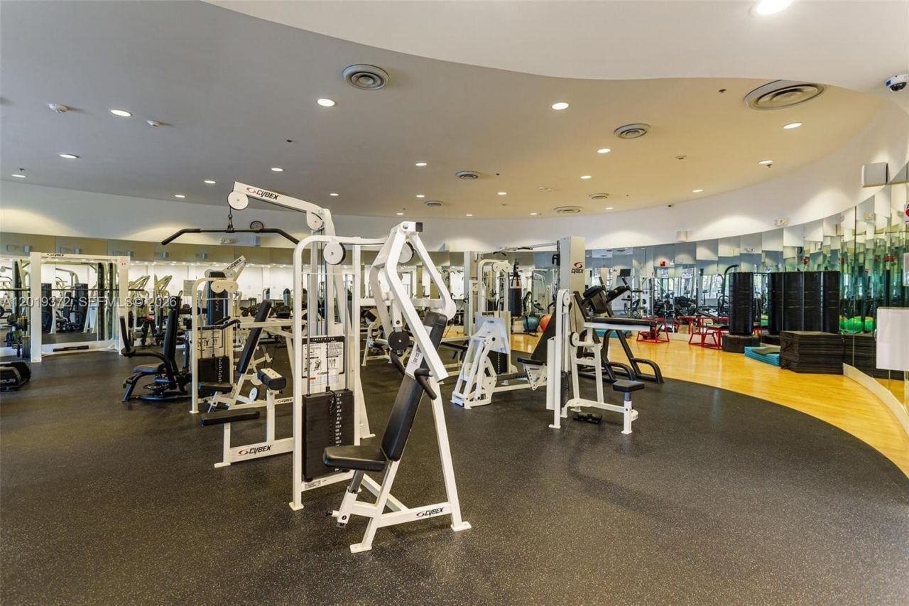 5600 Collins Ave, Unit 8A, Miami Beach, FL 33140 Photo