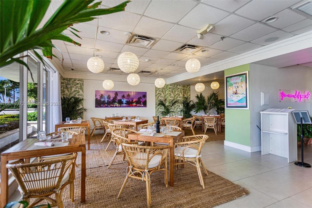 5600 Collins Ave, Unit 8A, Miami Beach, FL 33140 Photo