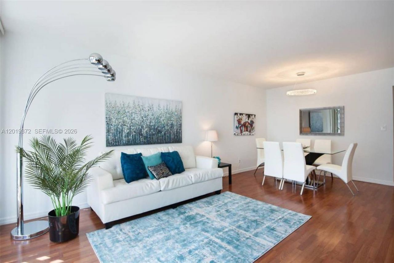 5600 Collins Ave, Unit 8A, Miami Beach, FL 33140 Photo