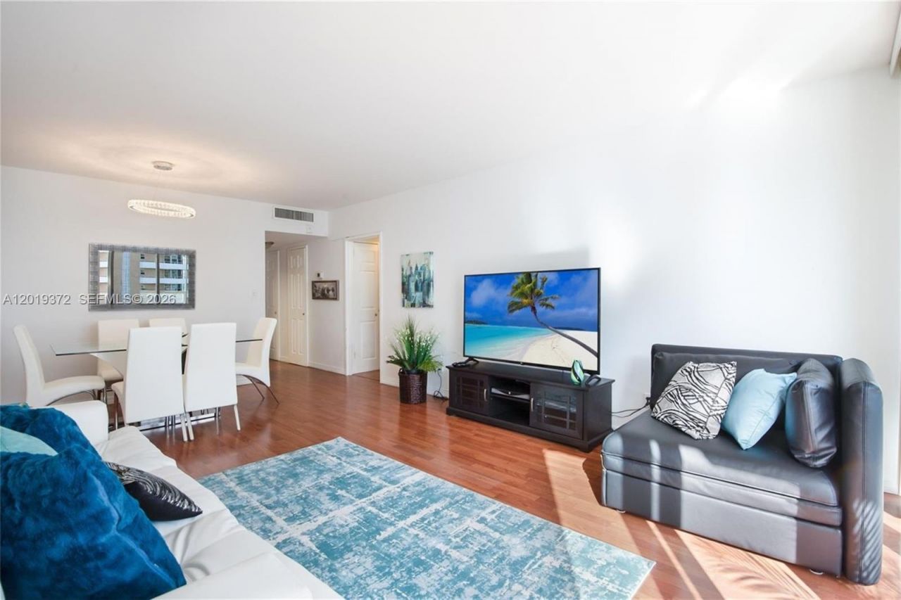 5600 Collins Ave, Unit 8A, Miami Beach, FL 33140 Photo