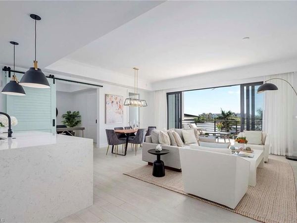 1111 Central AVE, Unit 403, NAPLES, FL 34102
