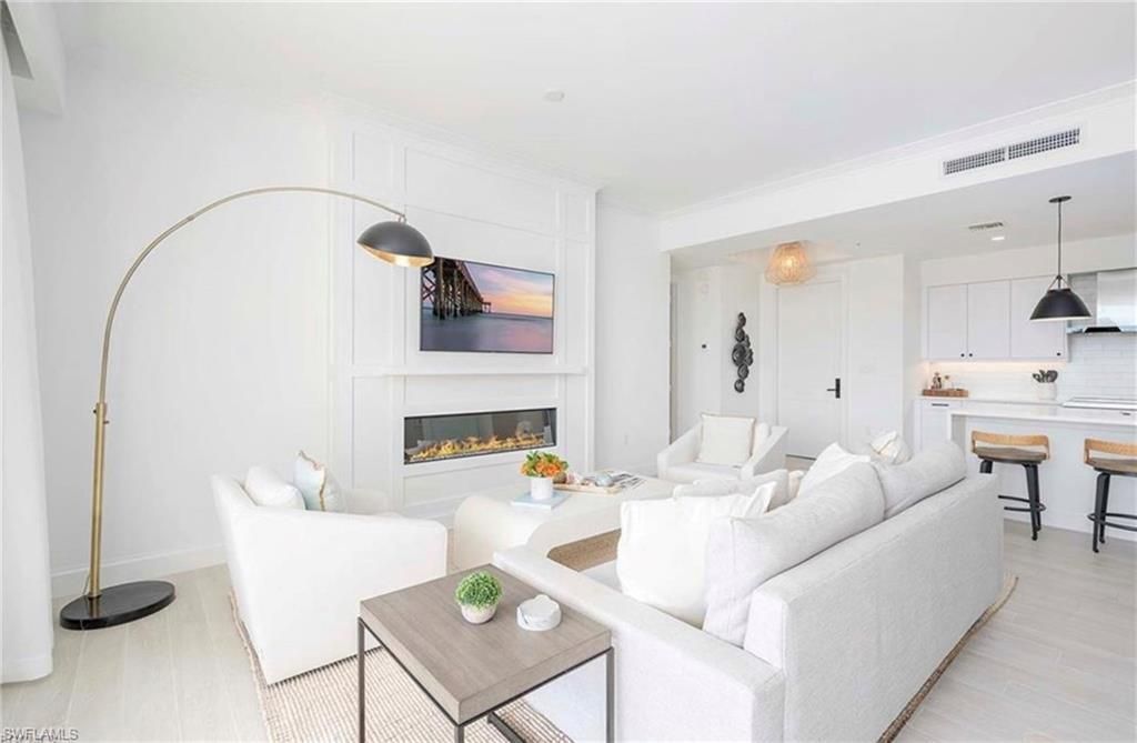 1111 Central Ave, Unit 403, Naples, FL 34102 Photo