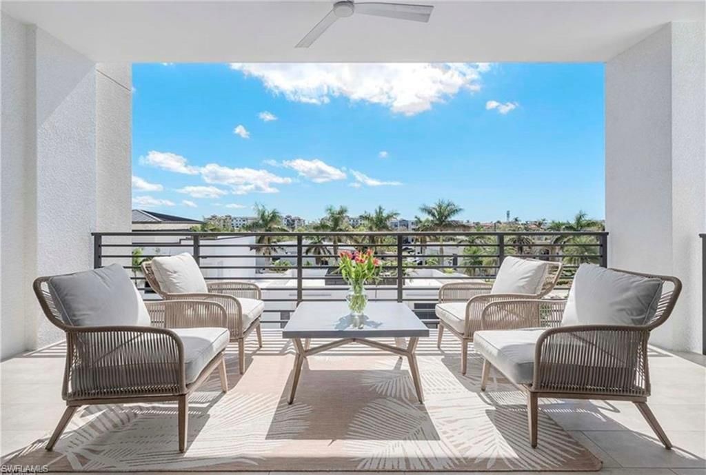 1111 Central Ave, Unit 403, Naples, FL 34102 Photo