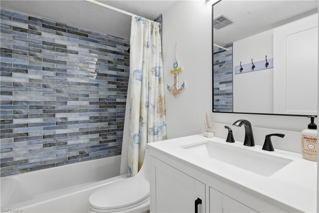 3371 N Key Dr, Unit 105, North Fort Myers, FL 33903 Photo