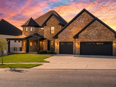 413 Weston Park, Lexington, KY 40515