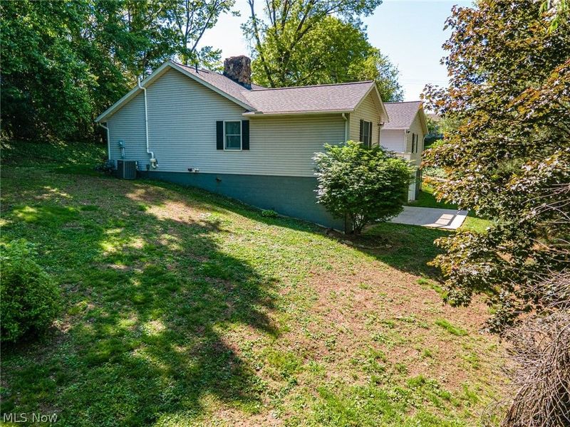1270 Dehart Avenue, Coshocton, OH 43812 Photo 12