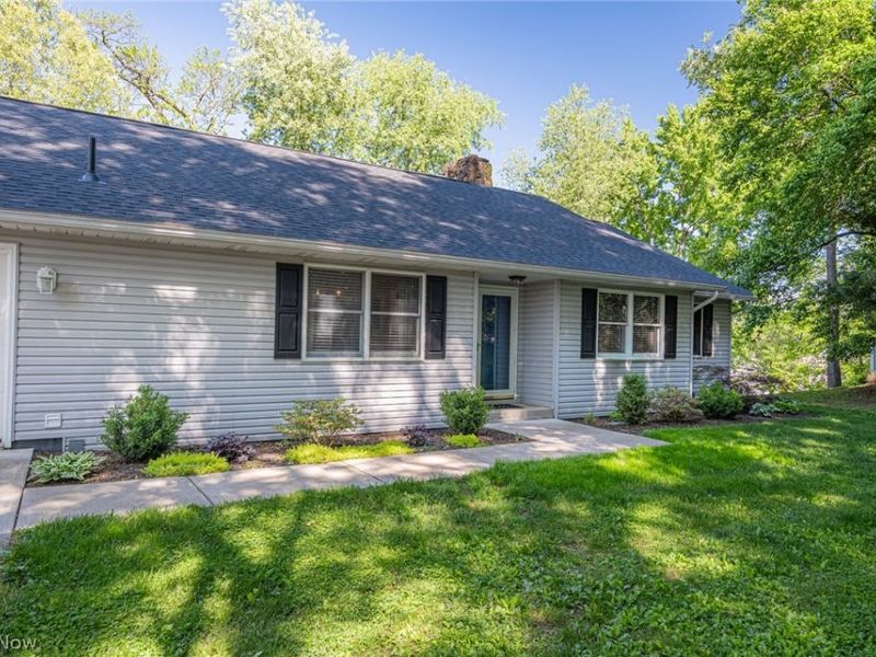 1270 Dehart Avenue, Coshocton, OH 43812 Photo 2