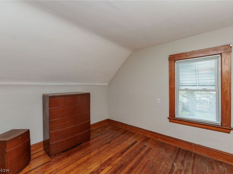 4318 Bucyrus Avenue, Cleveland, OH 44109 Photo 25