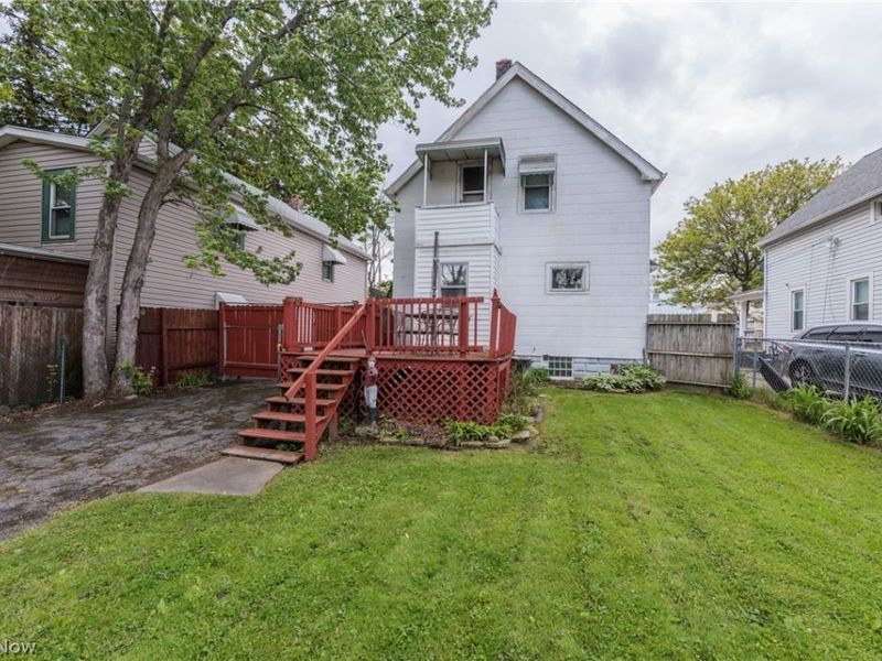 4318 Bucyrus Avenue, Cleveland, OH 44109 Photo 36