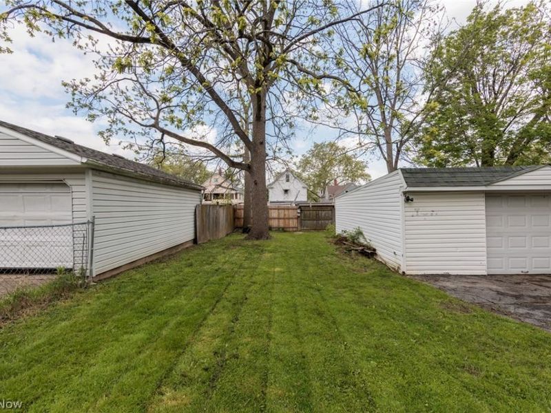 4318 Bucyrus Avenue, Cleveland, OH 44109 Photo 42