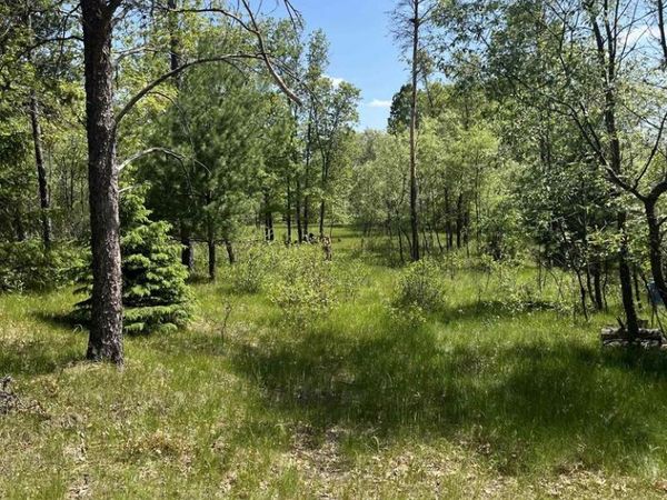 1047 ARCHERS WAY, Nekoosa, WI 54457