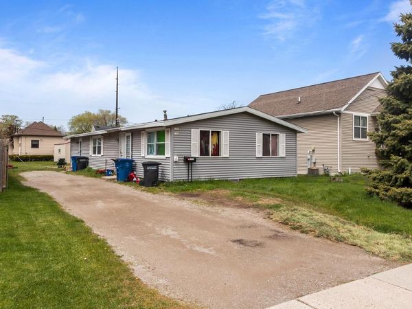 1331 BROAD STREET, Oshkosh, WI 54901