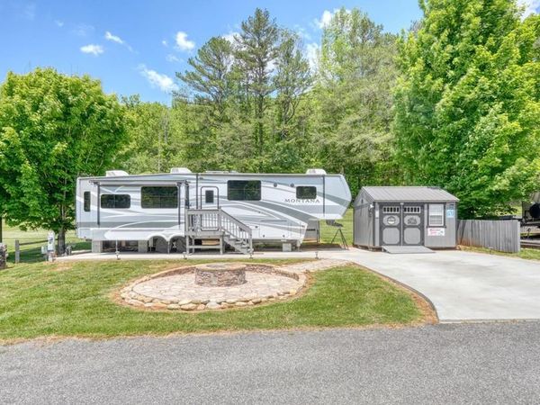 132 Heavenly Drive, Blairsville, GA 30512