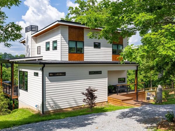 210 Brannon Ridge, Young Harris, GA 30582
