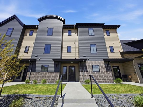 4158 Arthur Drive S, Fargo, ND 58104