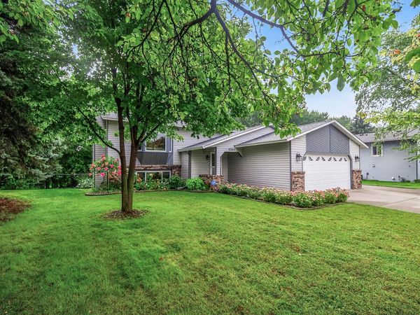 8320 Cooper Way, Inver Grove Heights, MN 55076