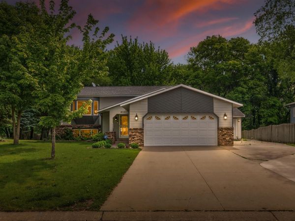 8320 Cooper Way, Inver Grove Heights, MN 55076
