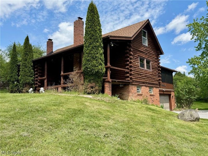 13665 Clover Lake Drive, Chardon, OH 44024 Photo 1