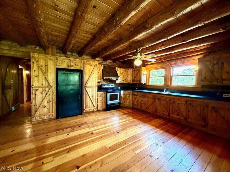 13665 Clover Lake Drive, Chardon, OH 44024 Photo 11