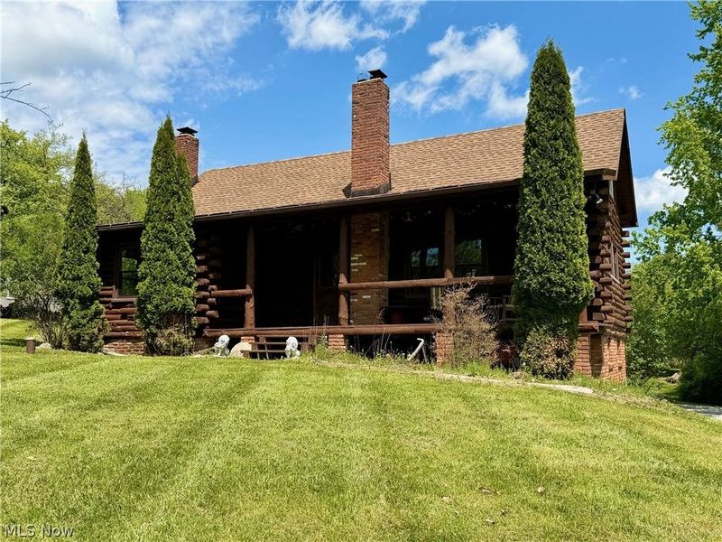 13665 Clover Lake Drive, Chardon, OH 44024 Photo 2