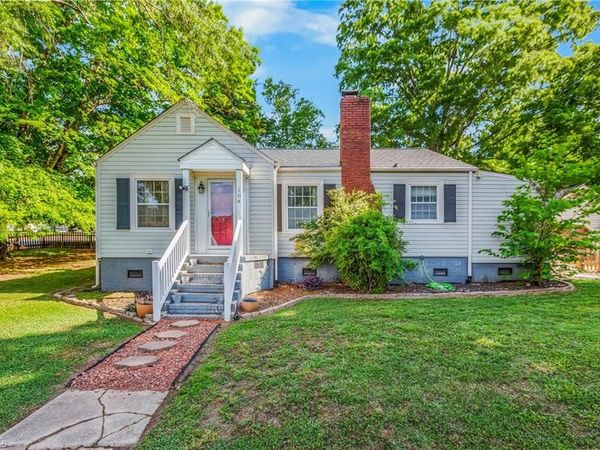 104 Smith Street , Walnut Cove, NC 27052