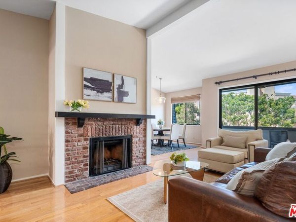 306 Bora Bora Way, Unit 305, Marina Del Rey, CA 90292