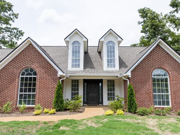 300 Tanner Drive, Oxford, MS 38655