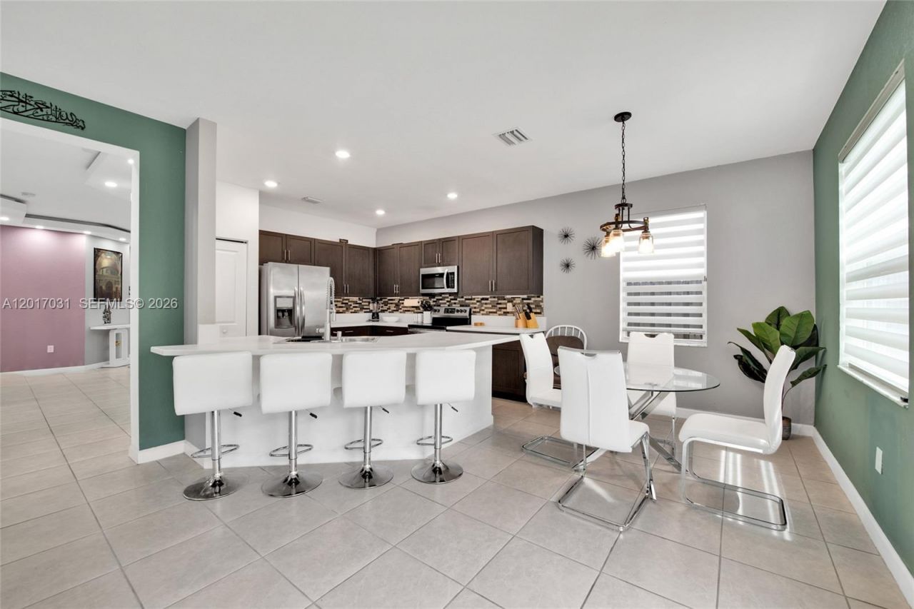 1392 SE 26th Ter , Homestead, FL 33035 Photo