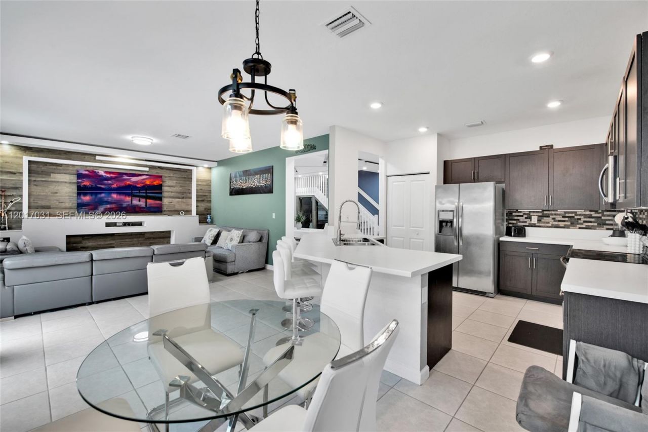 1392 SE 26th Ter , Homestead, FL 33035 Photo