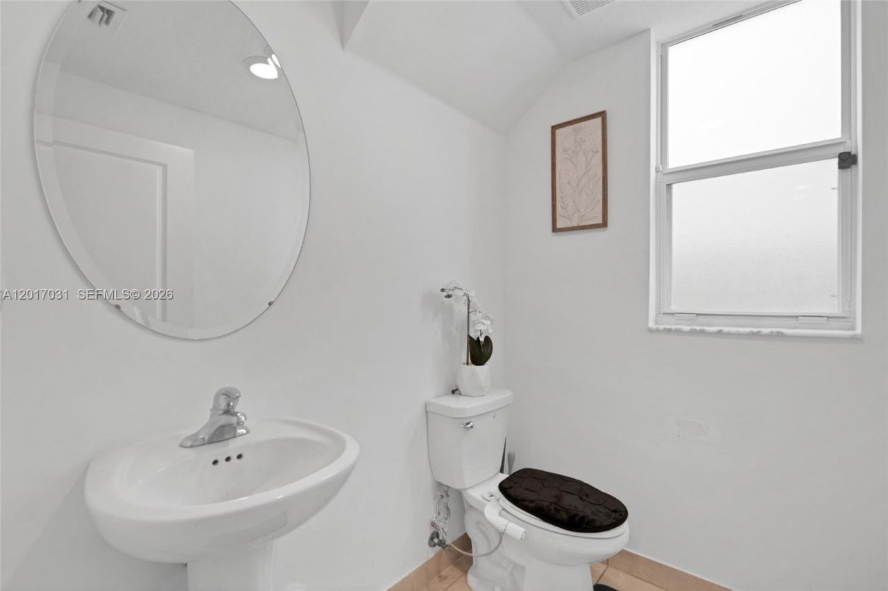 1392 SE 26th Ter , Homestead, FL 33035 Photo